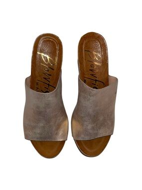 Blowfish Champagne Open-Toe Faux Leather Slide Mule Wedges Size 7.5